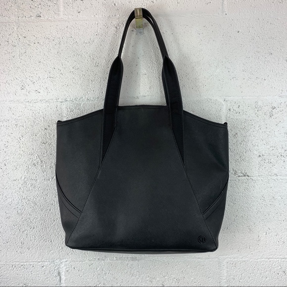 lululemon athletica Handbags - Lululemon All Day Tote Black
